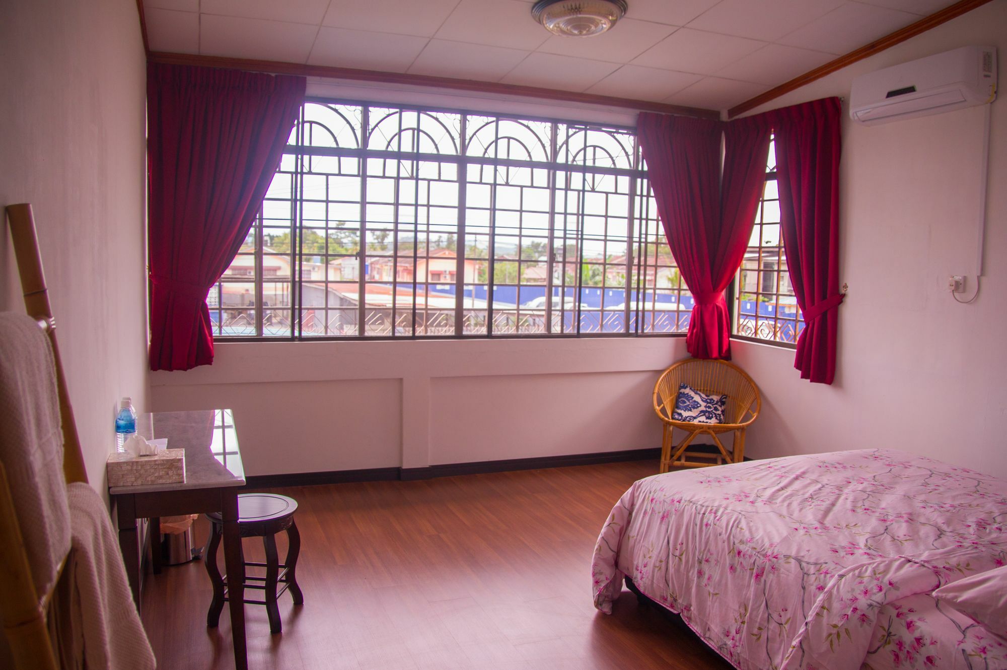 Bike And Tours Bed And Breakfast ラハダトゥ エクステリア 写真
